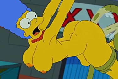 Marge Simpson fue follada por todas partes con largos tentáculos