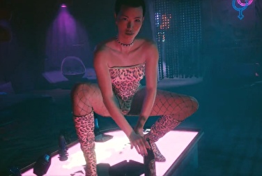 Entró en un club de striptease y se folló a una prostituta en Cyberpunk 2077